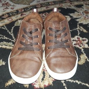 Size 11 Boys Sperry sneakers